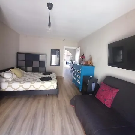 Mediterranean Flat In The Centre Of